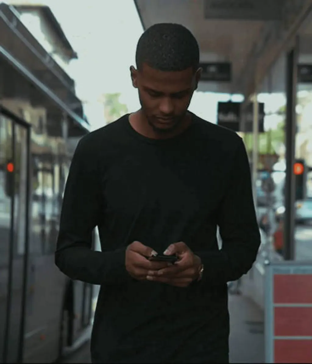Yomi denzel arnaque / yomi denzel fake Fake ?