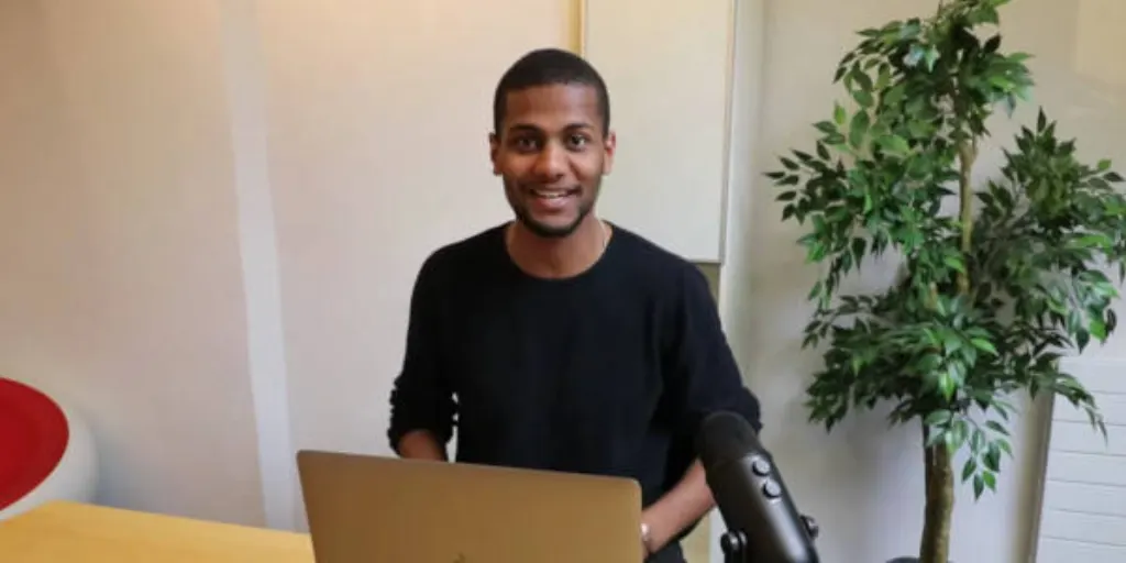 @yomidenzel
